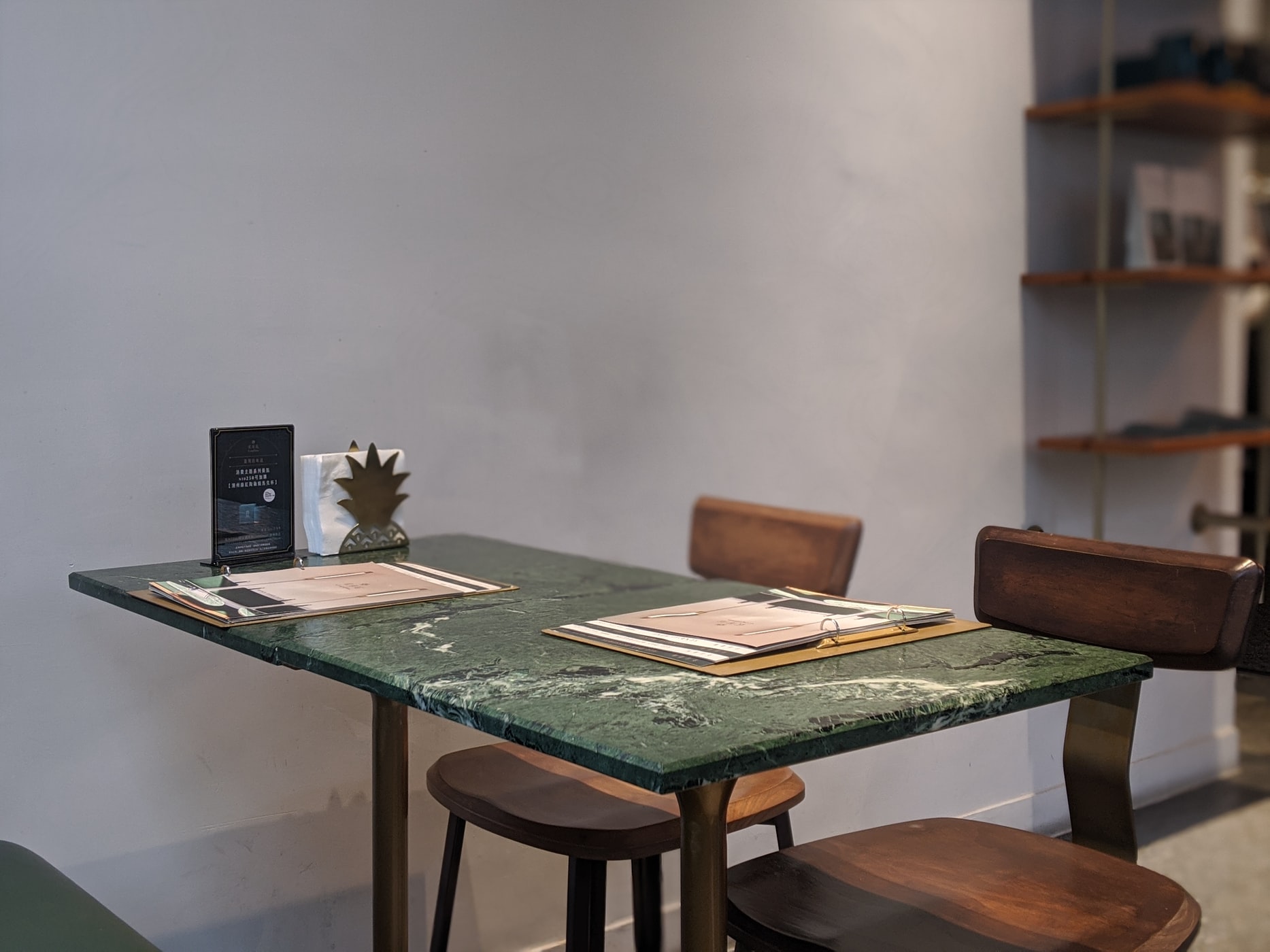 green marble table