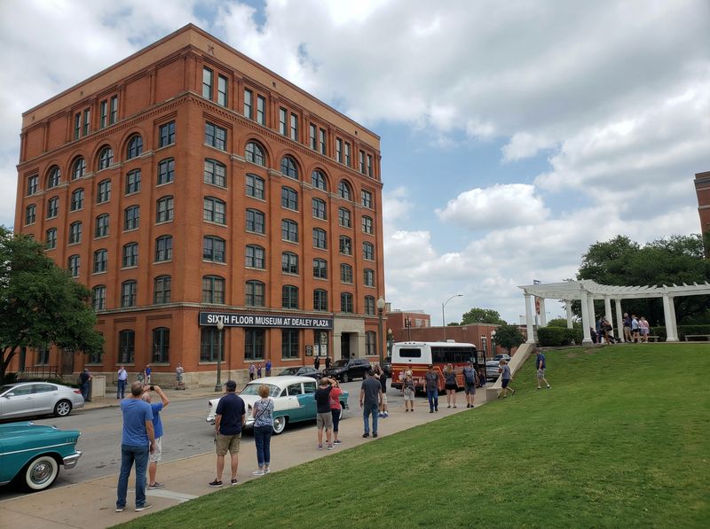 Sixth Floor Museum with visitors outside