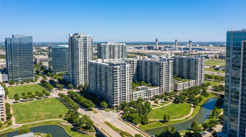 Urban apartments near Irving and Las Colinas in central DFW