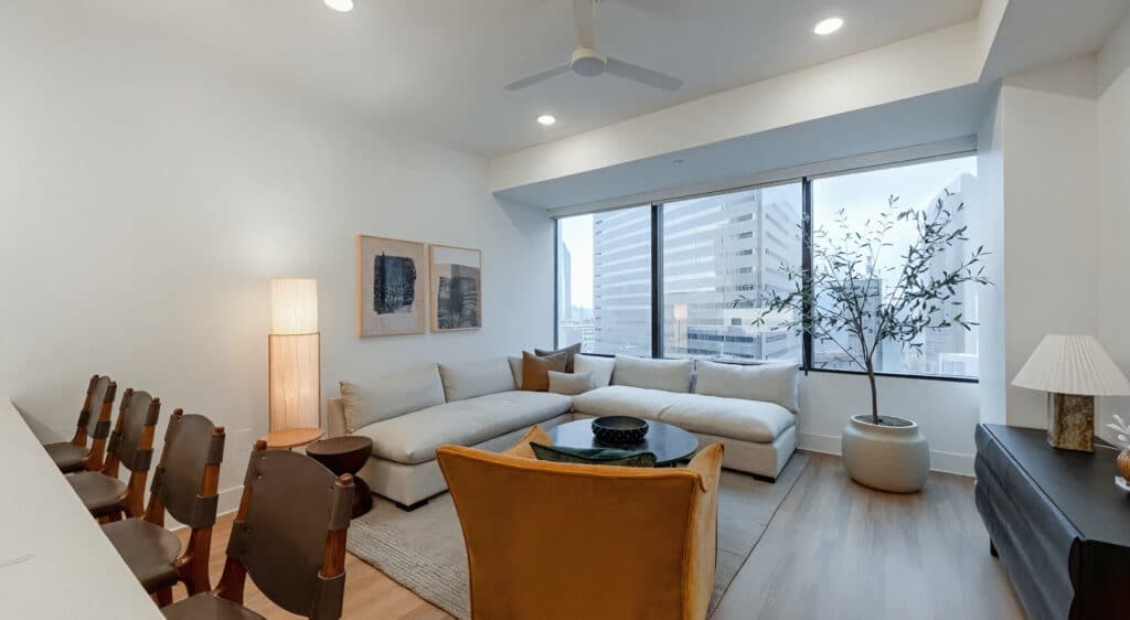 MacArthur Park apartment interior in Apartment Locators in Irving TX